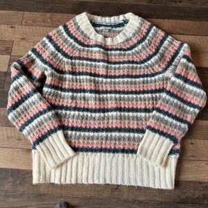 American Eagle sweater